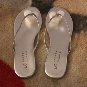 Lauren Conrad slippers styla PIXII
